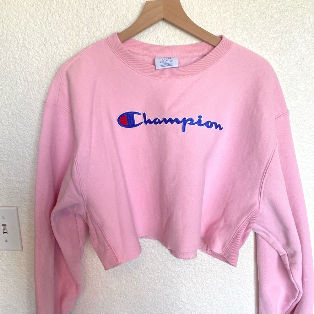 Champion Reverse Weave Logo Spell out Cropped Pink Crewneck Sweater Large